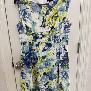 Tahari Arthur S Levine Women’s Size 10 Blue Aqua Floral Lined Fit N Flare Dress